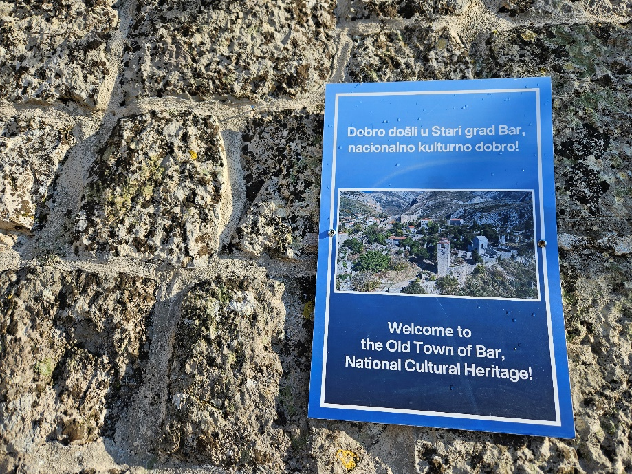 Stari grad Bar
